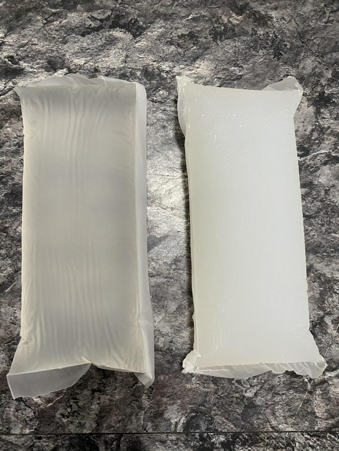 Synthetic Rubber PSA Pressure Sensitive Hot Melt Adhesive For Women Sanitary Napkins 0